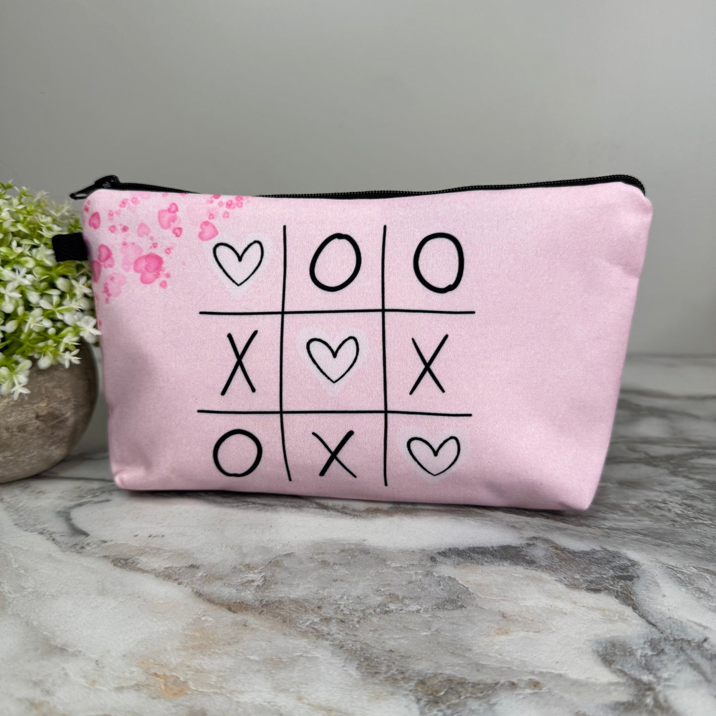 Pouch - Valentine’s Day - Tic-Tac-Toe
