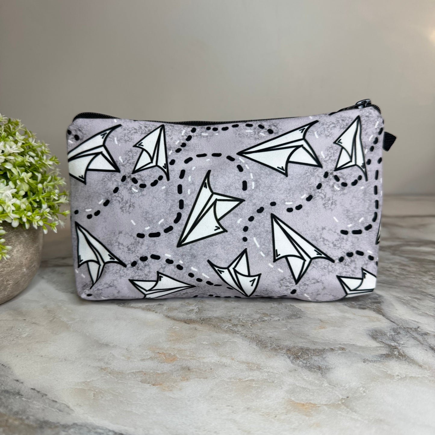 Paper Airplane zipper pouch by Arimel by Emily