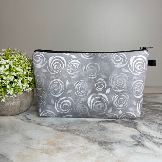 Grey Roses pouch by Arimel by Emily