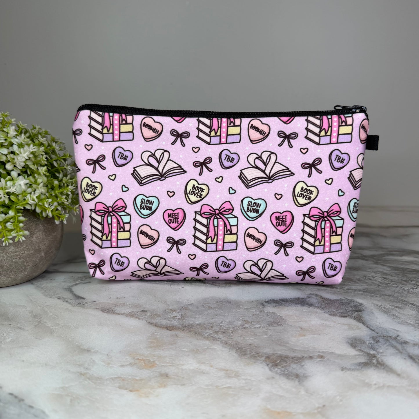 Book Heart Romance TBR, Pink zipper pouch by Arimel by Emily