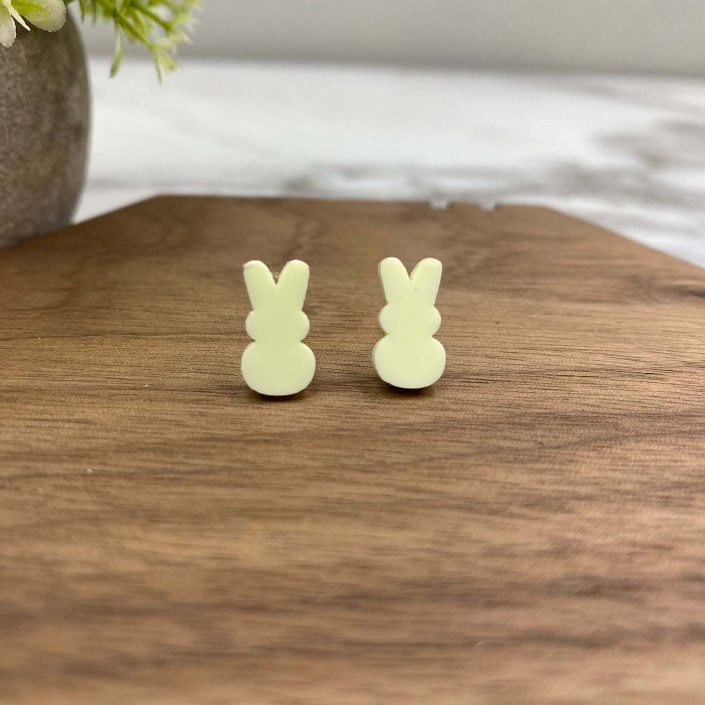 Bunny - Yellow Easter earring by Arimel by Emily