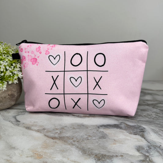 Pouch - Valentine’s Day - Tic-Tac-Toe