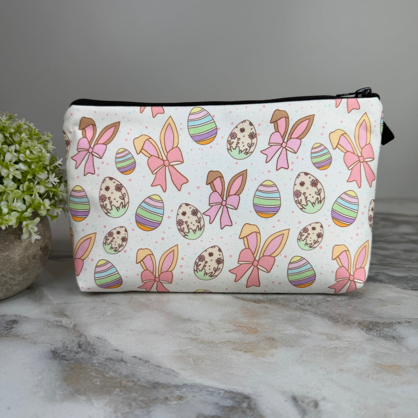 Easter Egg Ear Bow Easter pouch by Arimel by Emily