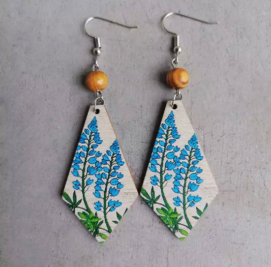 Wooden Diamond Cutout - Blue Floral